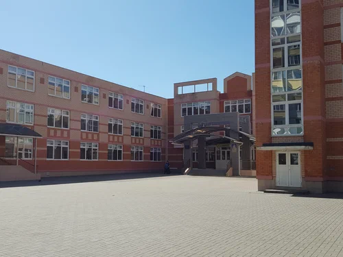 территория школы.